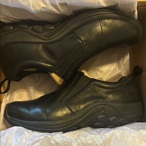 Merrell Men's Black Slip-On Shoes 10.5 wide